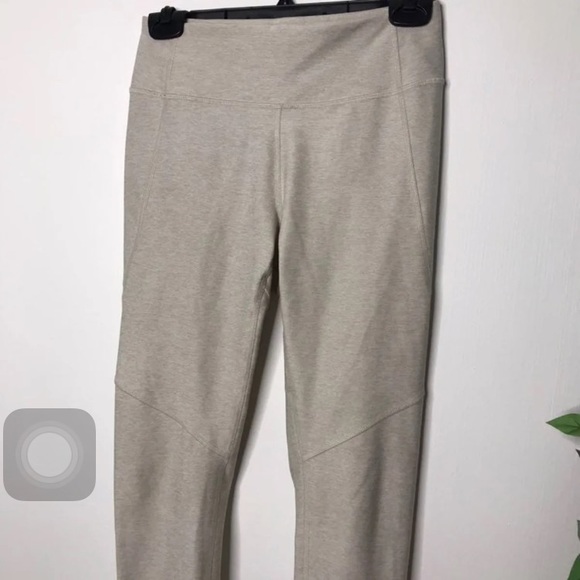 SOLD❌Outdoor voices 7/8 oatmeal leggings - Picture 3 of 8